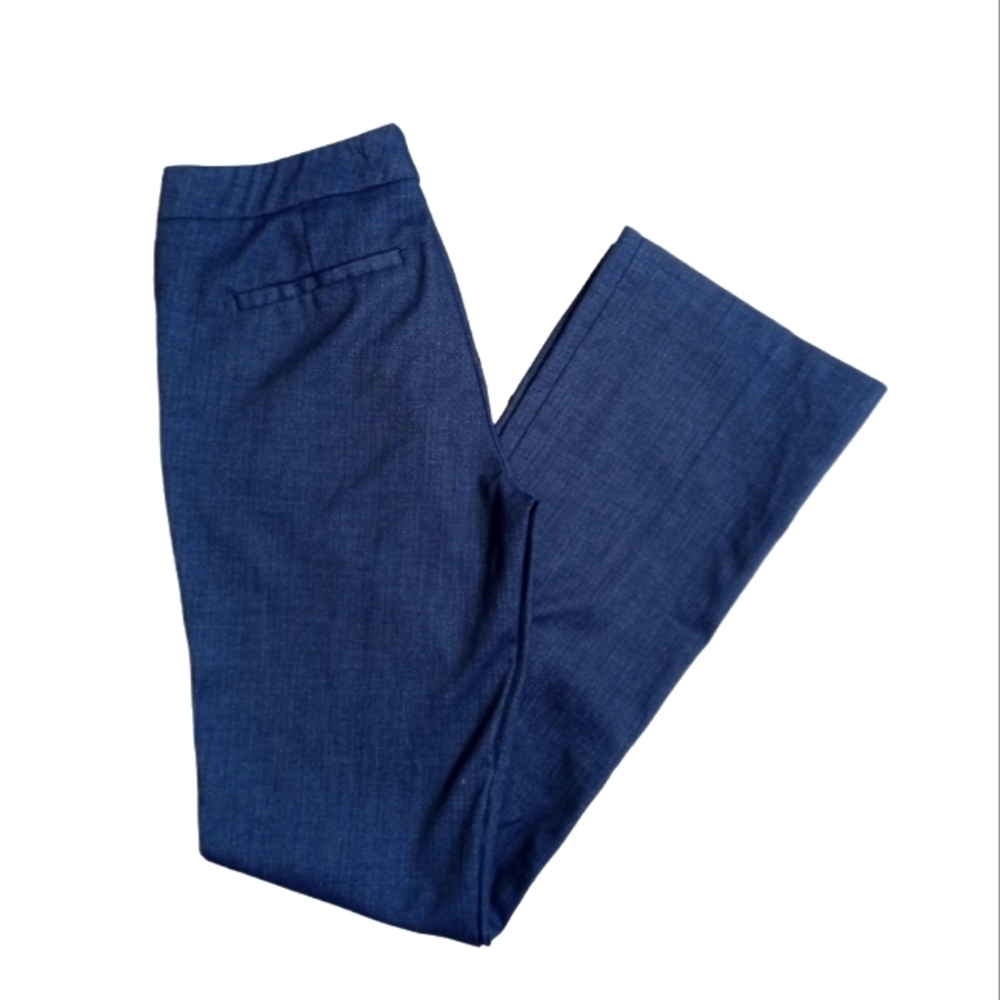 New York and company 7th Ave. Pants blue zippered size 6 tall.